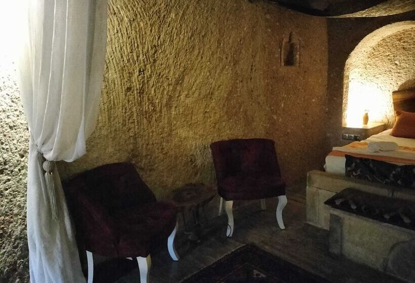 سوییت خانوادگی, Cappadocia Cave House