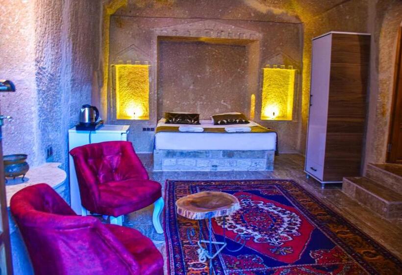 اتاق لوکس با تخت بزرگ, Cappadocia Cave House