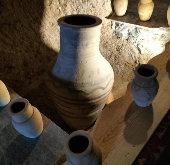 سوییت خانوادگی, Cappadocia Cave House