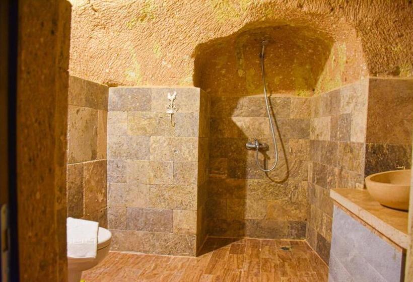 اتاق راحتی سه تخته, Cappadocia Cave House