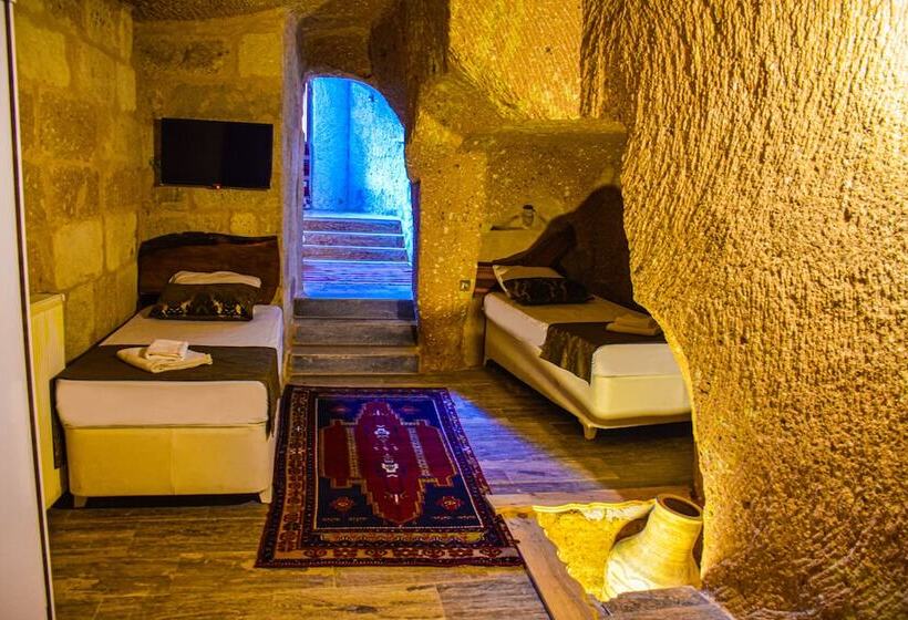 سوییت خانوادگی, Cappadocia Cave House