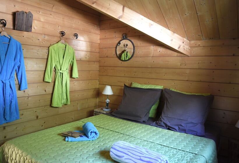 اتاق استاندارد با سرویس بهداشتی مشترک, Un Balcon En Montagne