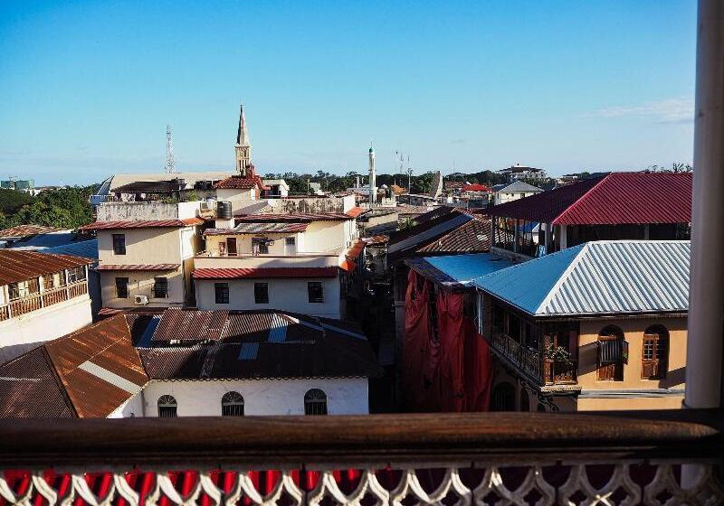 اتاق استاندارد یک نفره, Zanzibar Coffee House