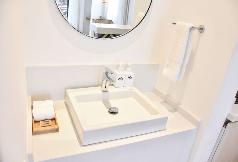سوییت, Casa HX - Adults Only