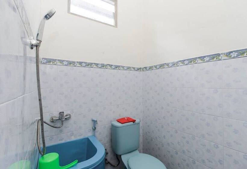 Номер Economy, Reddoorz Near Universitas Palangkaraya