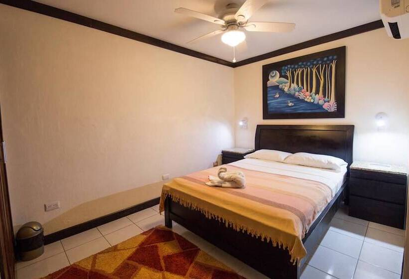 Appartamento 1 Camera da Letto Piano Terra, Tuanis Apart
