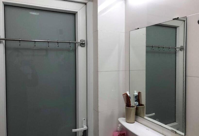 اتاق استاندارد با سرویس بهداشتی مشترک, Khai Homestay