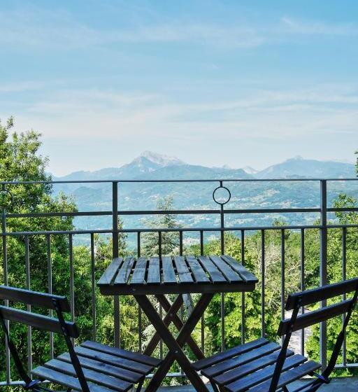 수피리어 룸 산전망, Il Ciocco Hotels