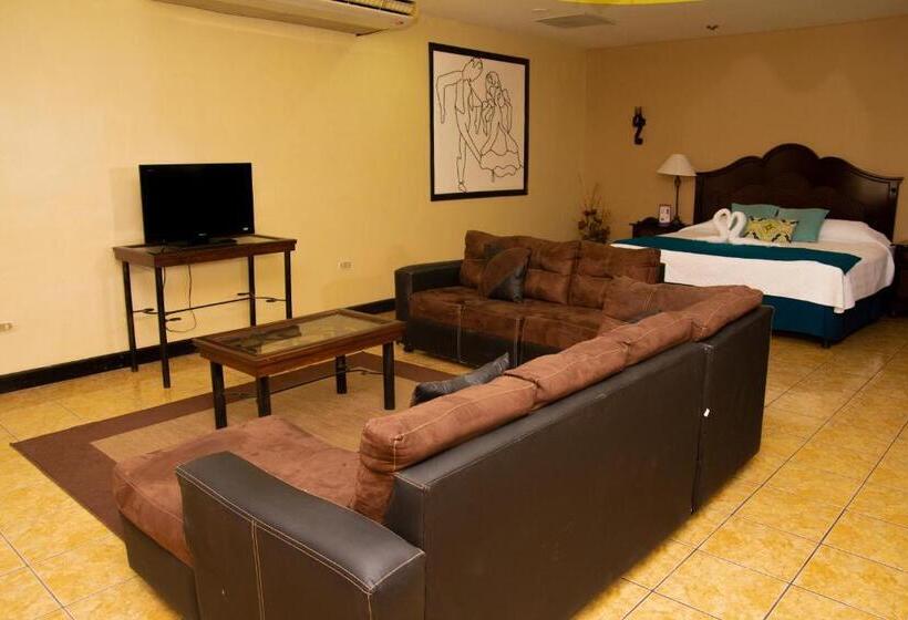 سوییت جونیور لوکس, Valle Dorado Resort & Parque Acuático