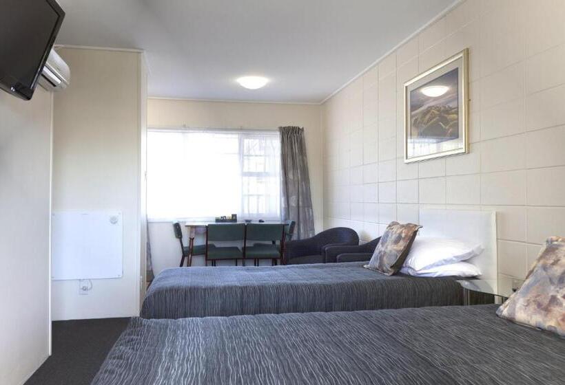 آپارتمان 1 خوابه, Tudor Motor Lodge
