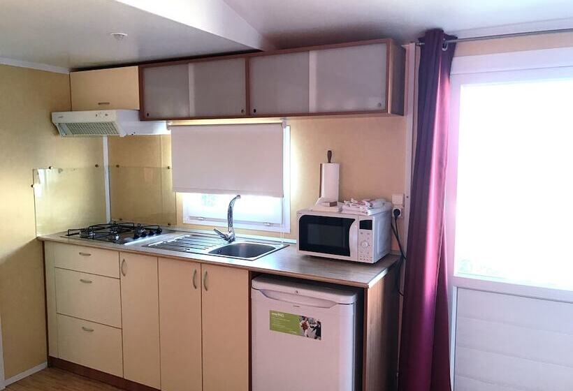بانگلوی استاندارد, Camping O Muiño