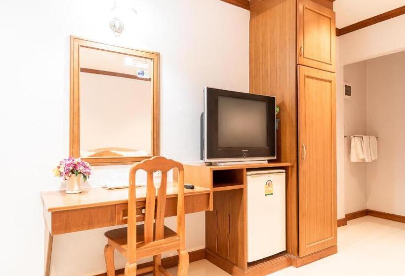 اتاق سوپریور با تخت بزرگ, P.n. Gold Resort