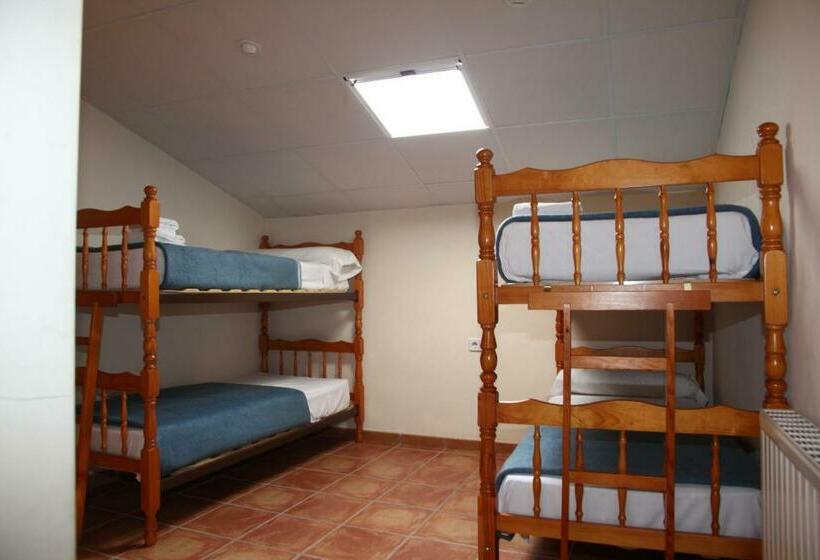 Семейные Апартаменты, Hospedium Hotel Venta Sant Jordi