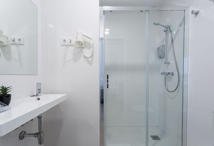 اتاق استاندارد یک نفره, La Puerta De Palacio  Adults Only
