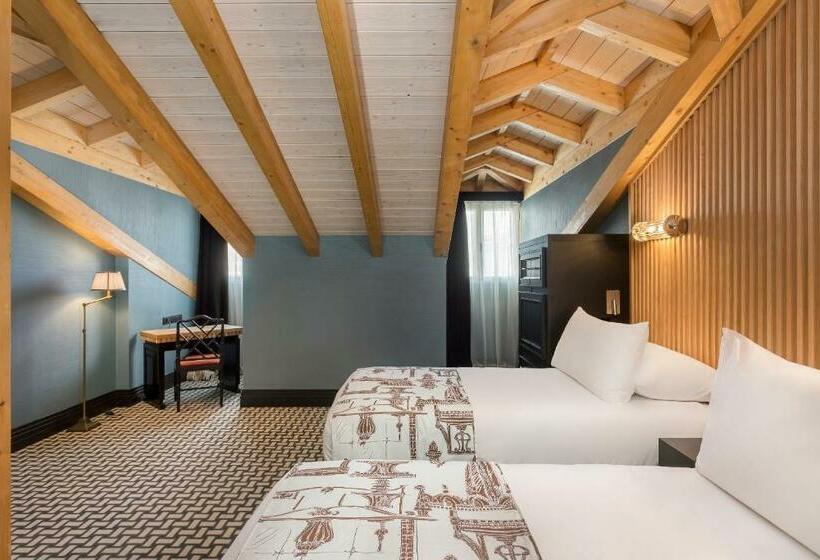 اتاق لوکس, Room Mate Alba