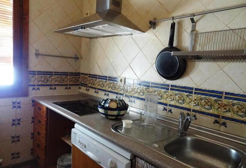 Апартаменты 1 Спальня с Видом, La Solana, Alojamiento Y Alfarería