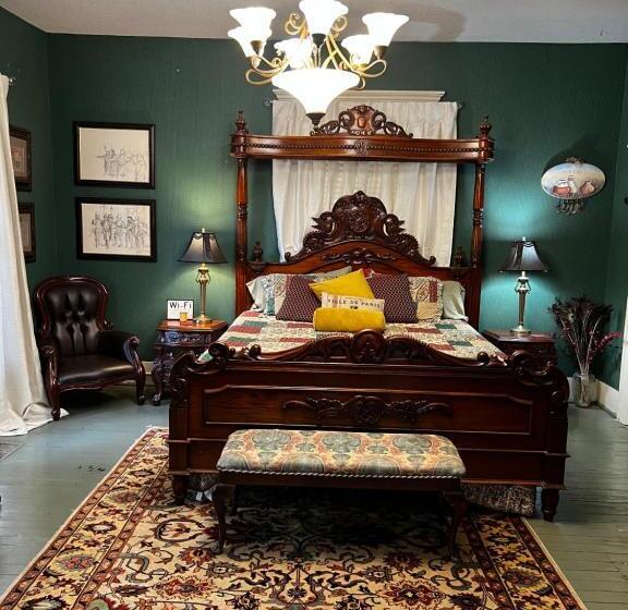 Номер Стандарт Трехместный, Commodore Bed & Breakfast