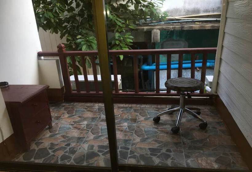 Номер Стандарт Трехместный, Lucky Guest House