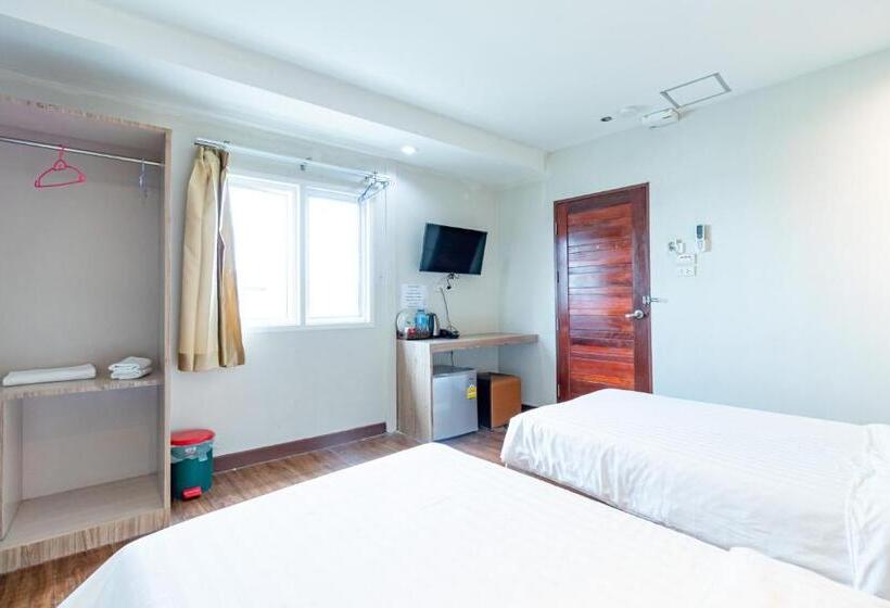 اتاق استاندارد, Oun Residence