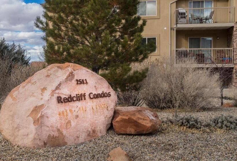 آپارتمان 1 خوابه همکف, Moab Redcliff Condos