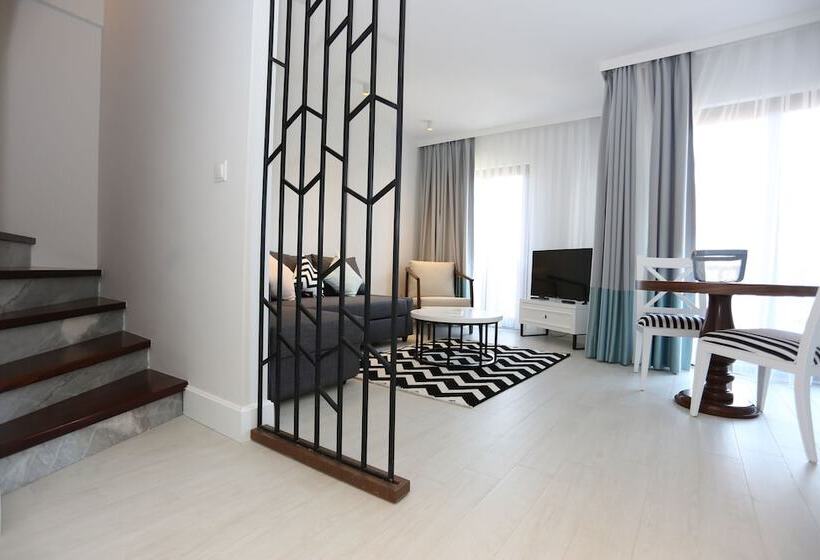带两个卧室的复式公寓, Alp Suites Pinehill