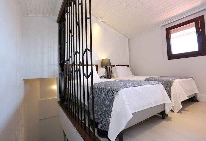 带两个卧室的复式公寓, Alp Suites Pinehill
