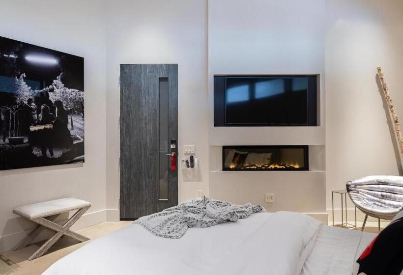 스위트 퀸침대, R Inn Napa