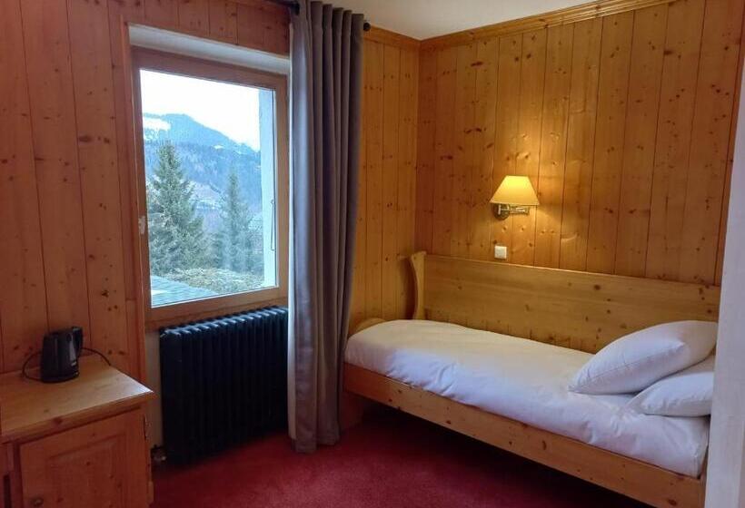اتاق استاندارد سه نفره, Chalet Hotel Le Mont Bisanne