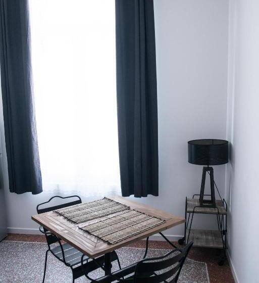 سوییت, Les Suites Du 17