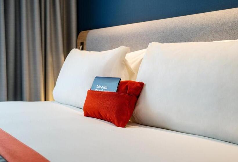 اتاق استاندارد با تخت بزرگ برای معلولان, Holiday Inn Express   Derry   Londonderry, An Ihg