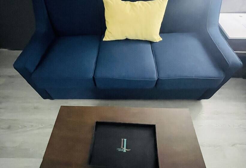 Люкс Повышенной Комфортности, Luxor Inn & Suites, A Travelodge By Wyndham