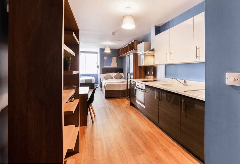Suíte Superior, Vincent House