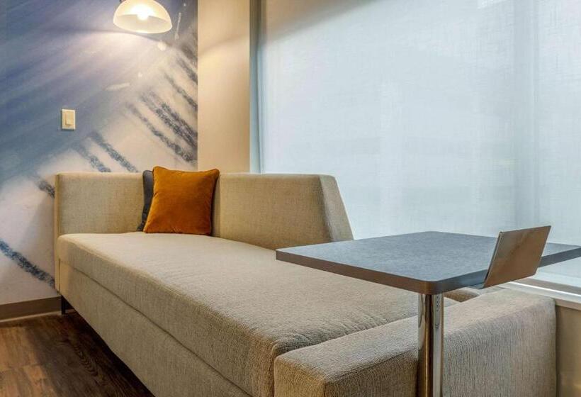 Стандартный Номер Кровать Кинг, Cambria Hotel Milwaukee Downtown