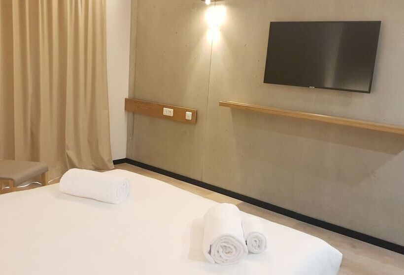 اتاق استاندارد, Ibis Styles Ajaccio Napoleon