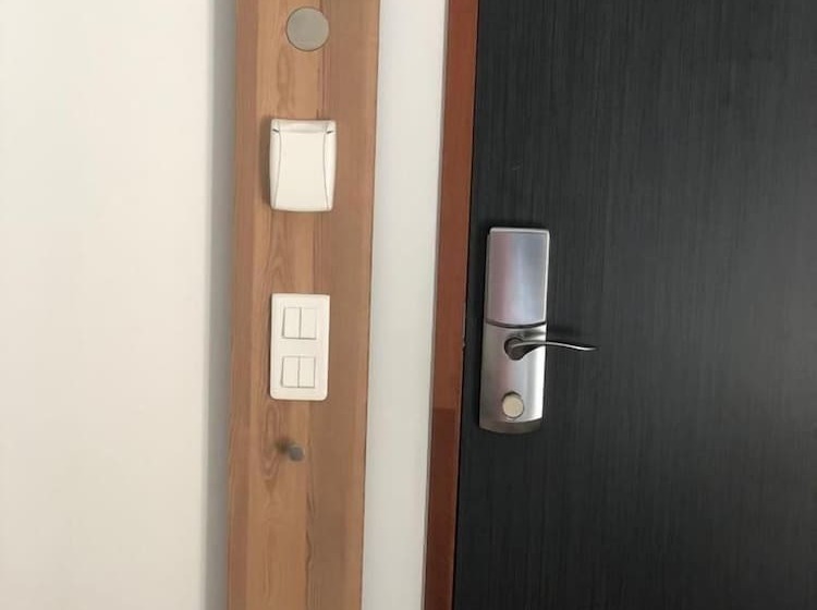 اتاق استاندارد با چشم‌انداز, Ibis Styles Ajaccio Napoleon