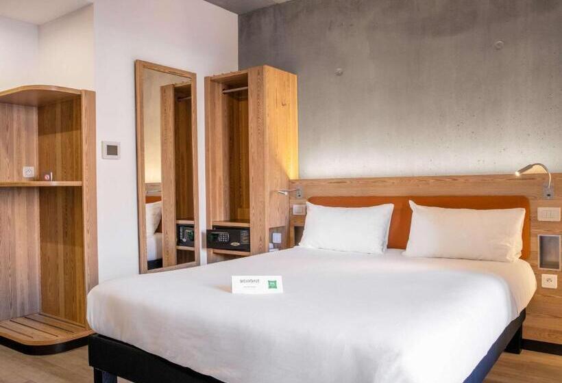 اتاق استاندارد, Ibis Styles Ajaccio Napoleon