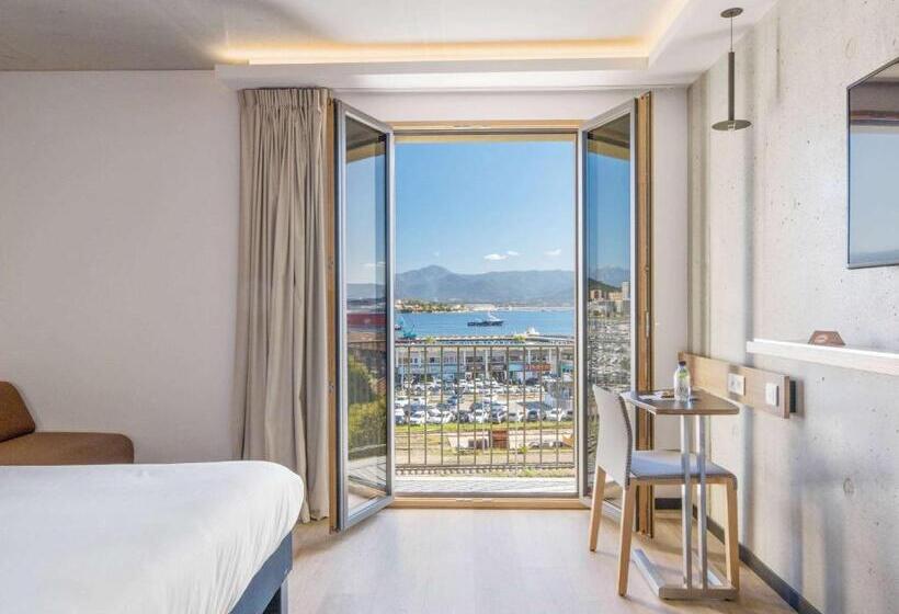 اتاق استاندارد با چشم‌انداز, Ibis Styles Ajaccio Napoleon