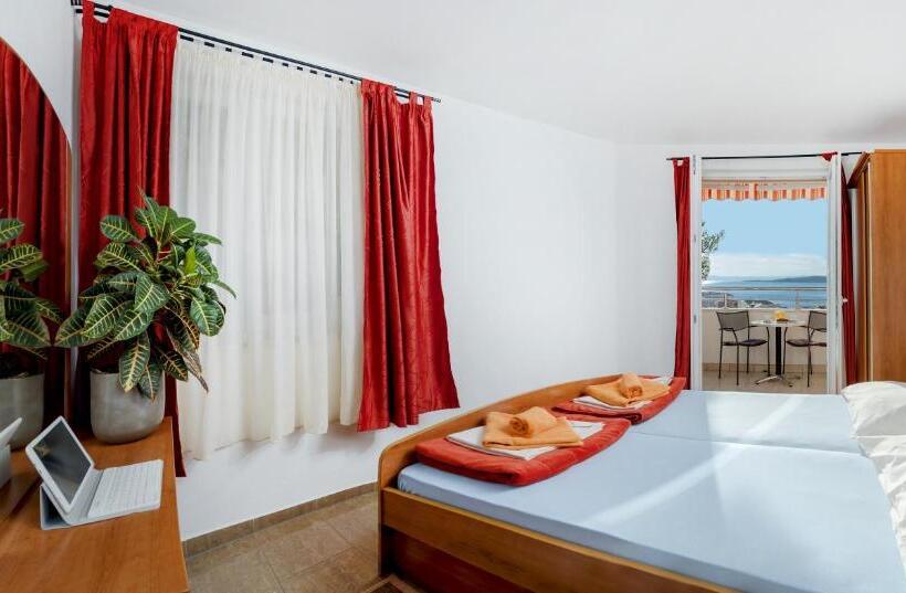 آپارتمان 1 خوابه با چشم‌انداز دریا, Apartments Vila Adrijana & Fitness Studio Wolf Bv