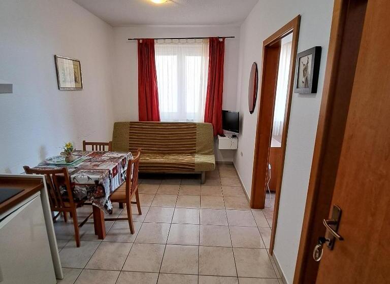 آپارتمان 1 خوابه با چشم‌انداز دریا, Apartments Vila Adrijana & Fitness Studio Wolf Bv