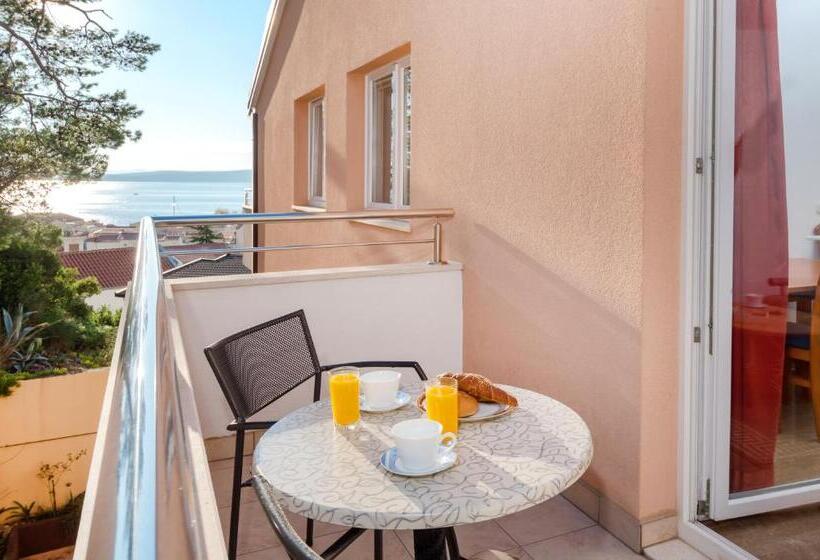 آپارتمان 1 خوابه با بالکن, Apartments Vila Adrijana & Fitness Studio Wolf Bv