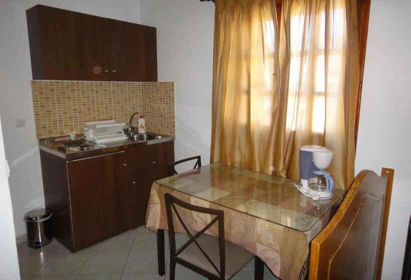Студио Superior Вид на Море, Captain's Suites