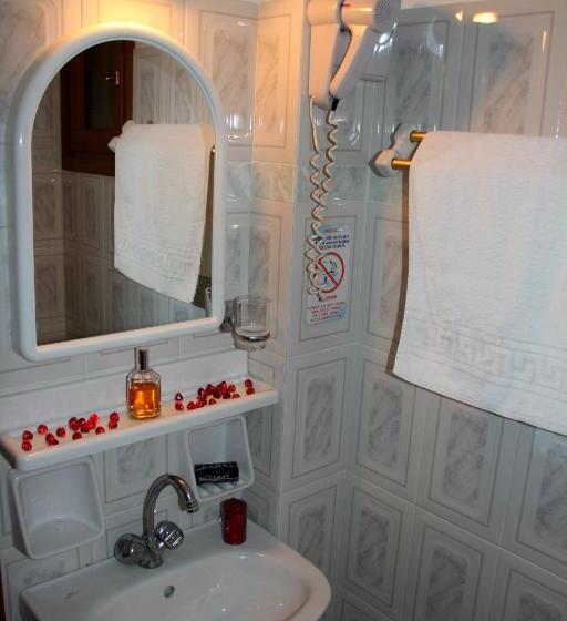 استودیوی استاندارد, Dimitra Studios