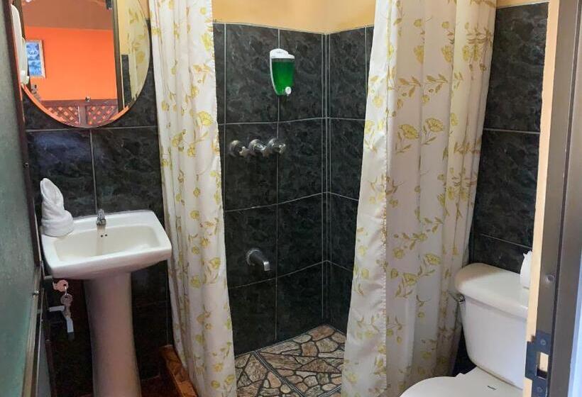 اتاق استاندارد, Cabinas Vista Al Golffo