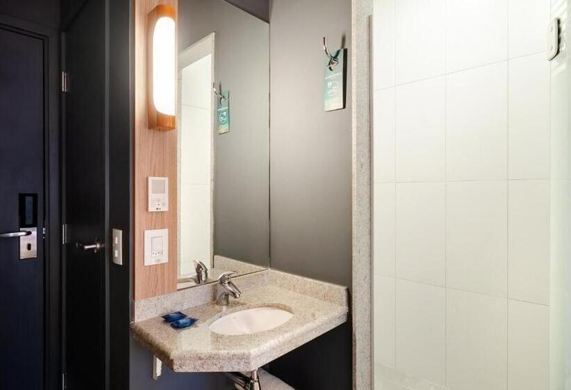 스탠다드 룸 더블 침대, Ibis Budget Sao Caetano