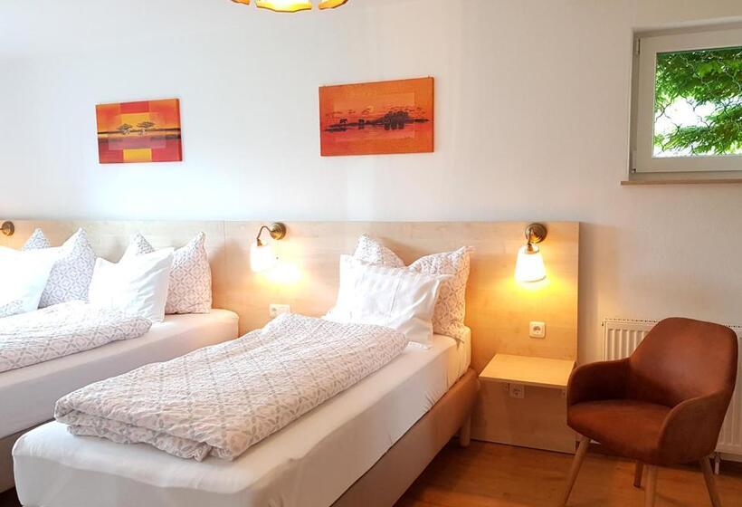 스탠다드 트리플 룸, Aparthotel Pan Haus