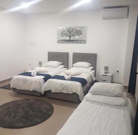 اتاق لوکس, Marko Airport Rooms