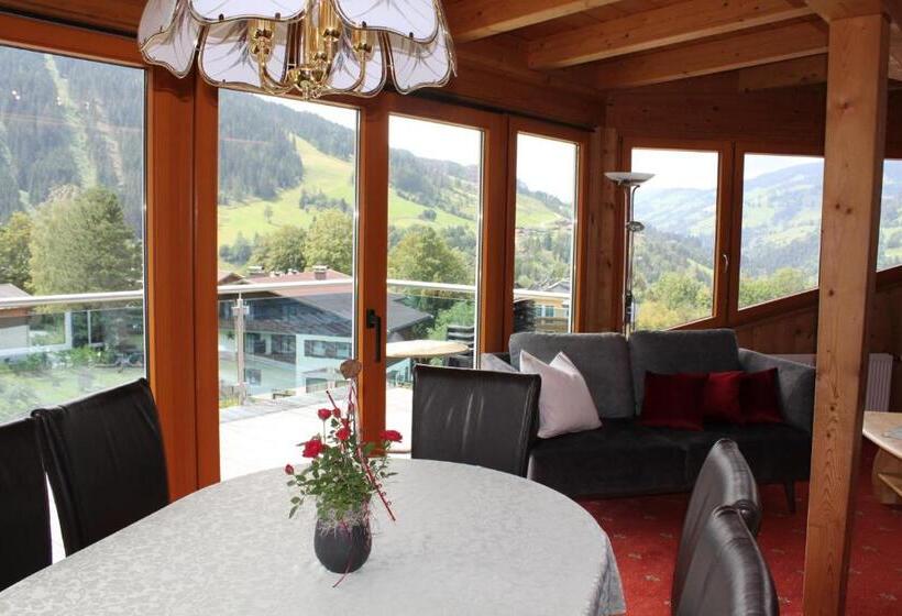 1 Bedroom Penthouse Apartment, Apartment Panorama
