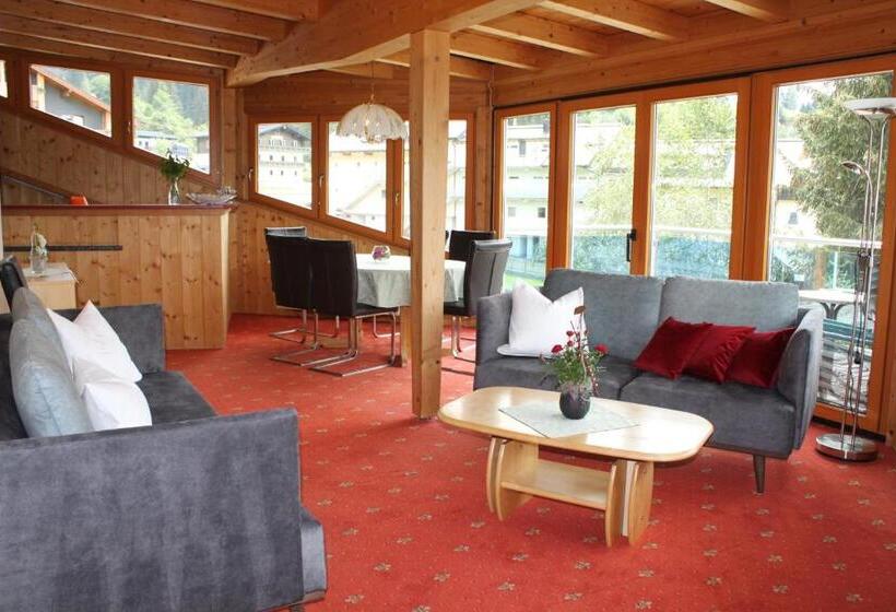 1 Bedroom Penthouse Apartment, Apartment Panorama