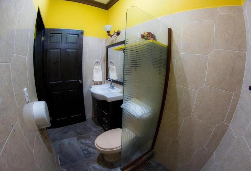 اتاق اکونومی, Hostal Casa De Grethel