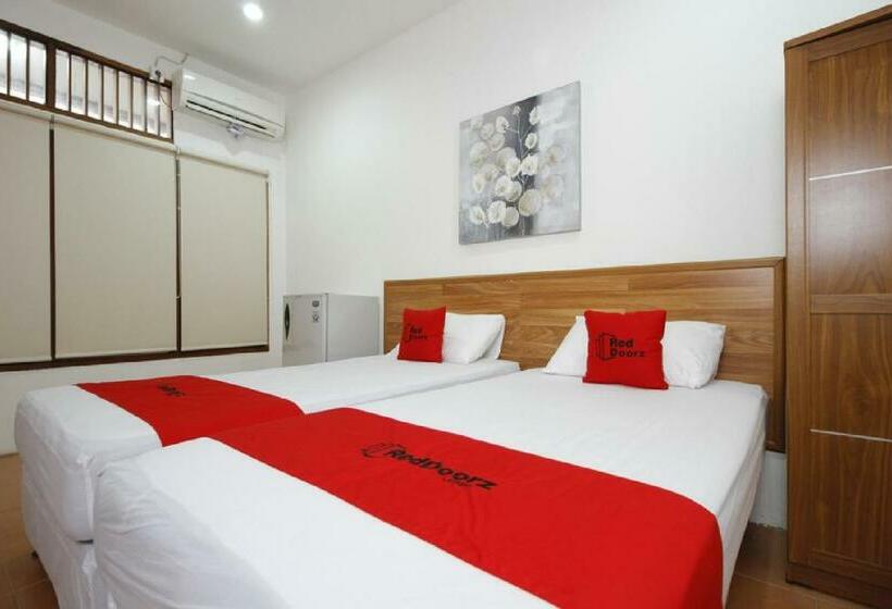 Номер Стандарт, Reddoorz Plus Near Plaza Indonesia